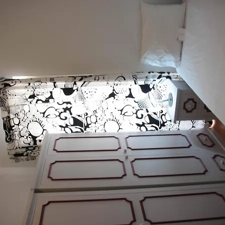 Lisbon Inn Apartments *